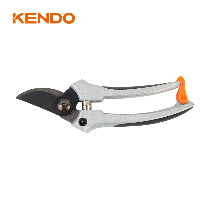 บายพาส pruner